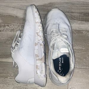 HOVR Camo Under Armour Sneakers